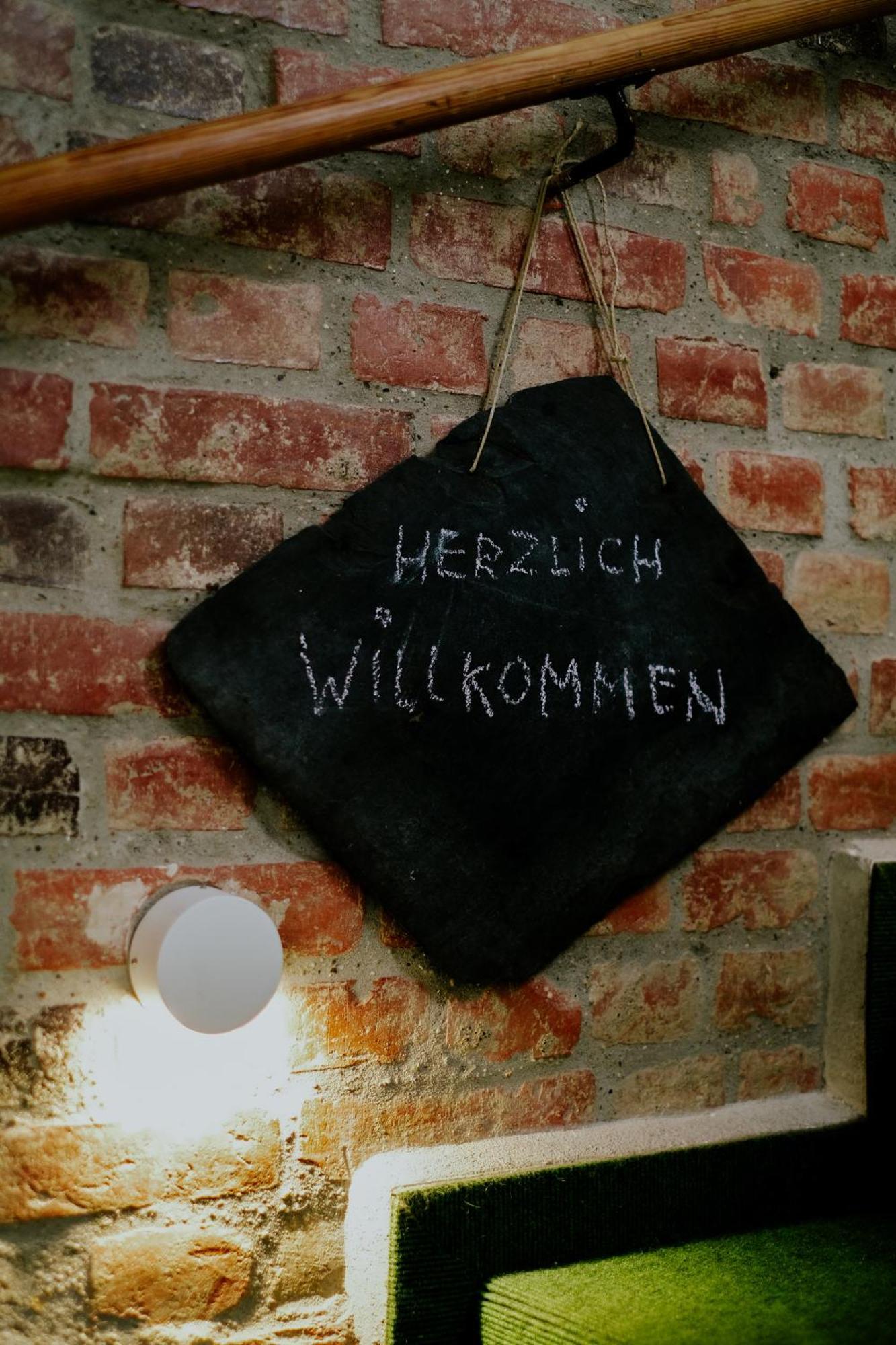 Traumhaftes Apartment Am Dom Mit Grosser Dachterrasse Zwickau Exterior foto